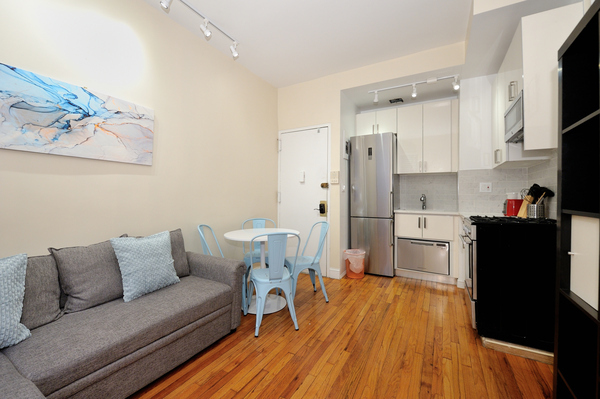 1 Bedroom 1 Bath SAS Unit - 9 in NYC