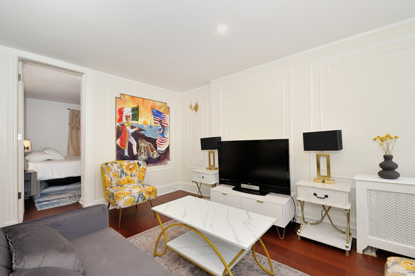 2 Bedroom 1 Bath SAS Unit - 10 in NYC